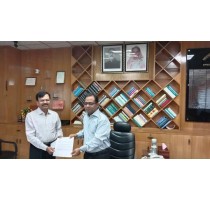 1. মোঃ আব্দুর রউফ স্যার সভাপতি মহোদয়ের নিকট যোগদানপত্র দাখিল